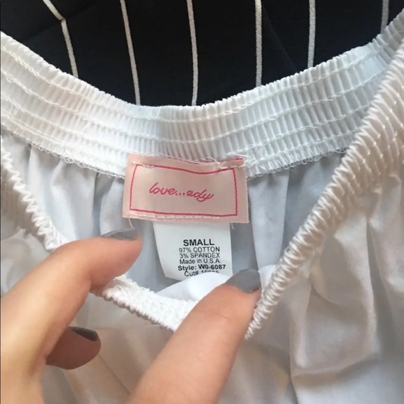 Off the Shoulder Tie Sleeve Romper - Picture 4 of 4